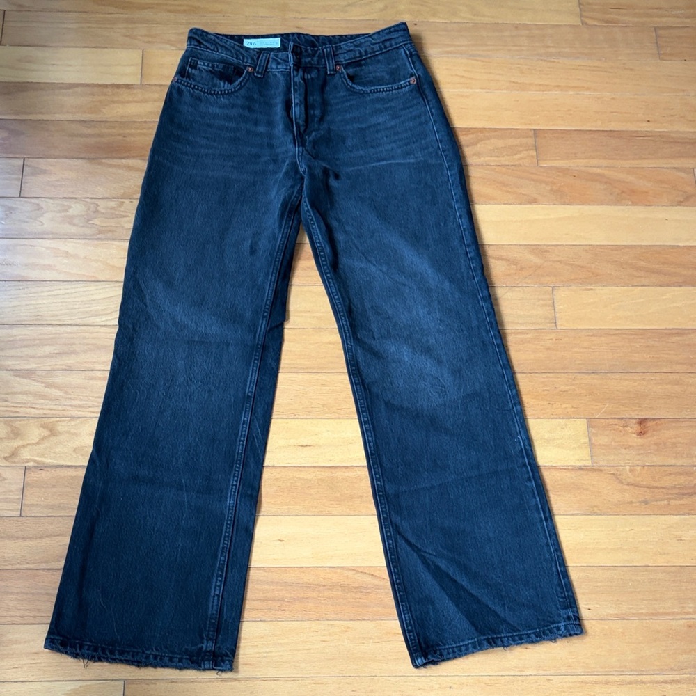 Zara Women's Dark Blue Straight Leg Jeans